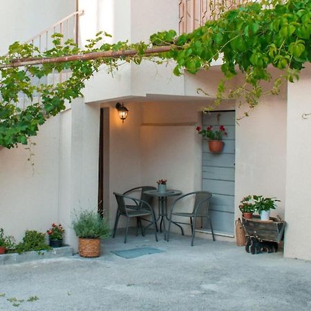 Apartman Karmen Apartment Kastela Exterior photo