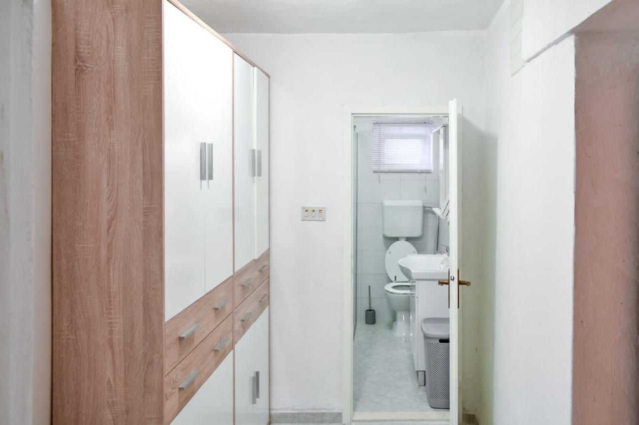 Apartman Karmen Kastela Exterior photo